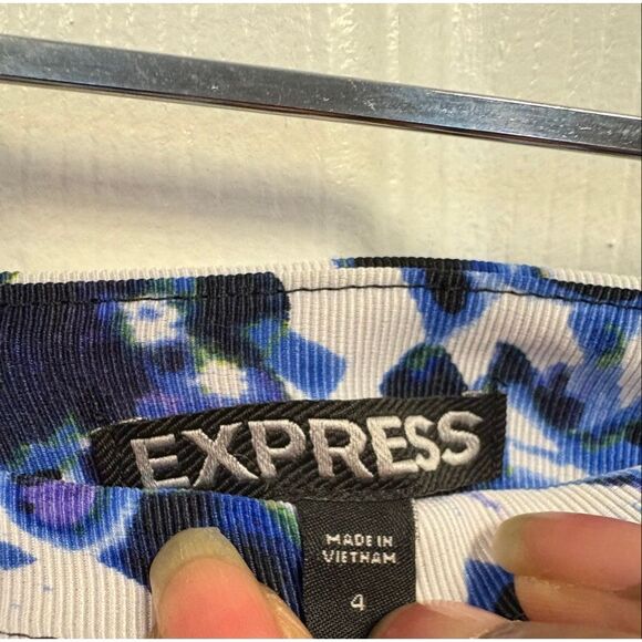 Floral Patterned Circle Skirt - Picture 5 of 5